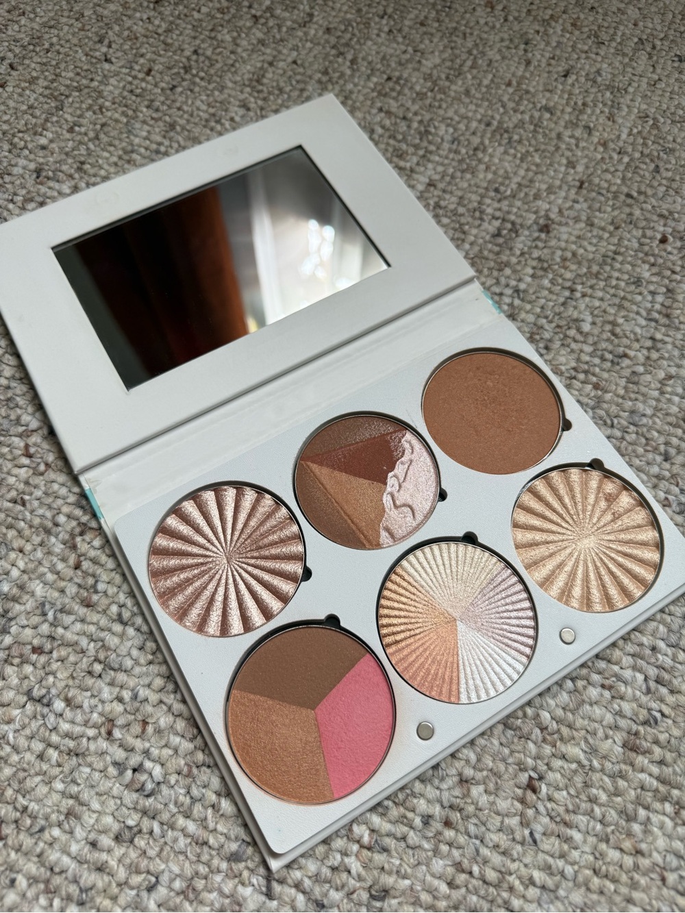 OFRA Face & Eye Highlighter Palette — Rose Gold, Bronze, Champagne, Pink